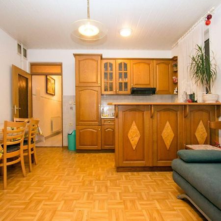 Zeleni Apartma Зрече Экстерьер фото