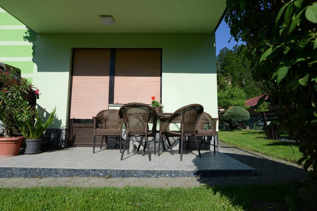 Zeleni Apartma Зрече Экстерьер фото