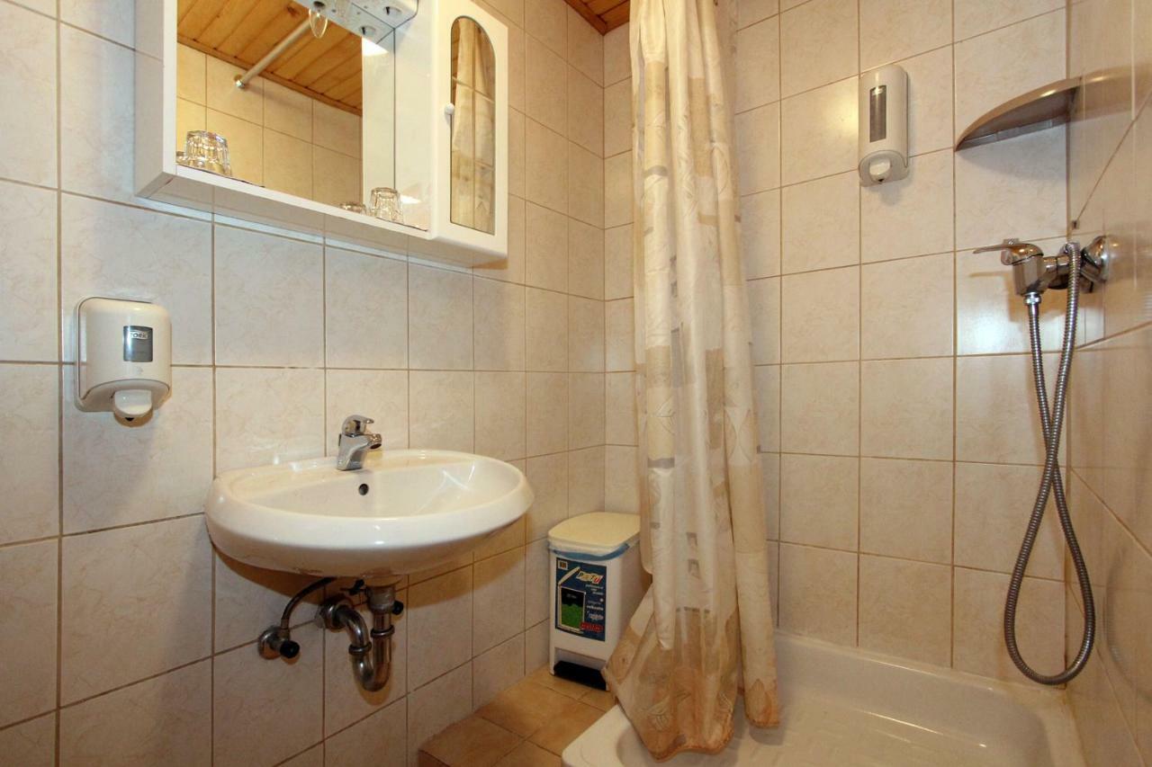 Zeleni Apartma Зрече Экстерьер фото
